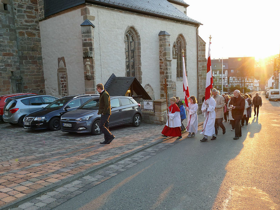 Lumen Christi - Auferstehungsmesse in St. Crescentius (Foto: Karl-Franz Thiede)